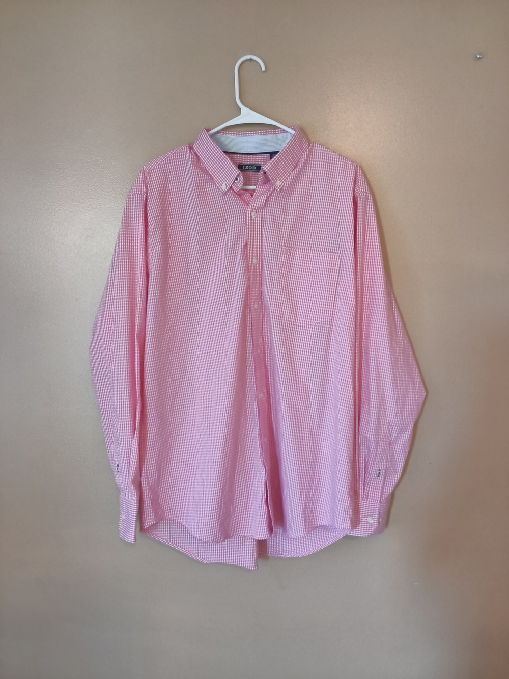 Izod Men’s Pink Gingham Button-Down Shirt